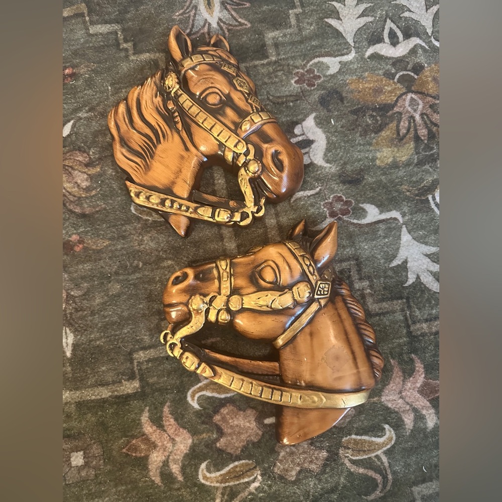 Vintage 1964 Horse Western Chalkware Set